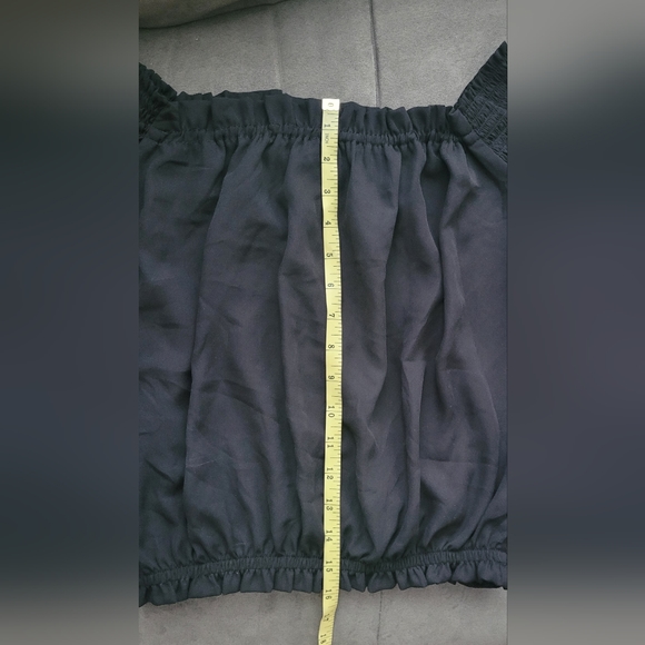 Revamped Off Shoulder Ruffled Cropped Bell Sleeve Blouse Size Med - Picture 10 of 10